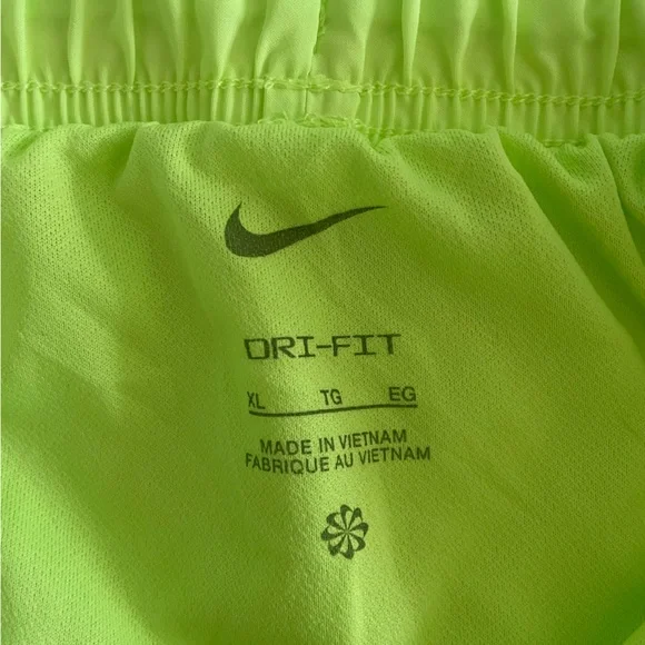NIKE Dri-Fit Neon Green Women’s Shorts - Picture 4 of 4